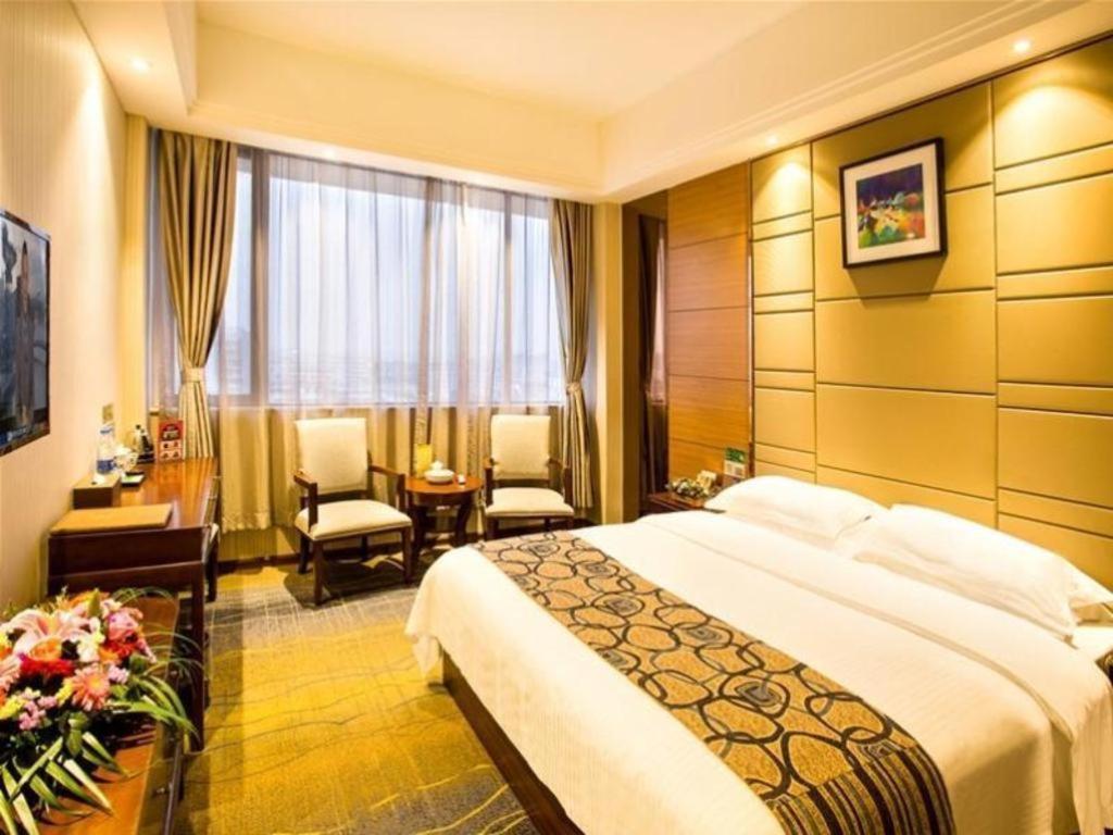 Greentree Inn Guangdong Jieyang Bus Terminal Station Ronghua Avenue Business Hotel Εξωτερικό φωτογραφία