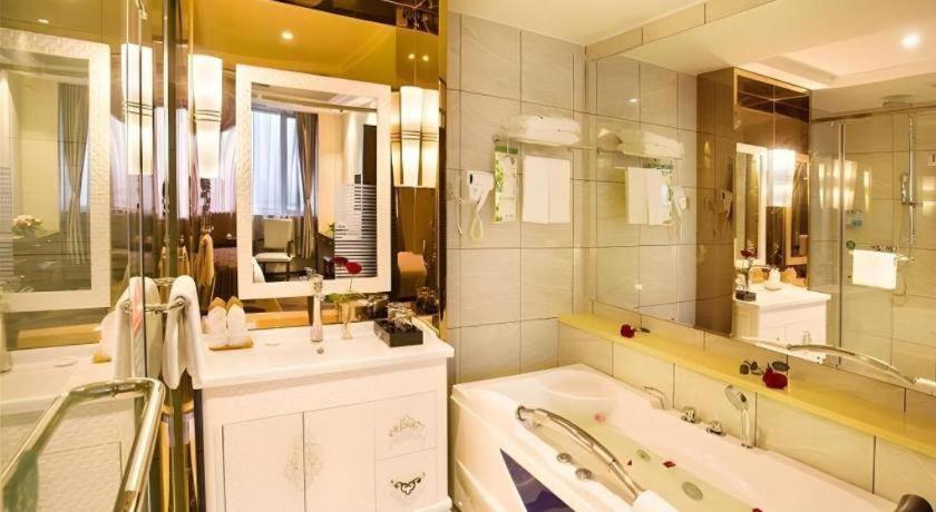 Greentree Inn Guangdong Jieyang Bus Terminal Station Ronghua Avenue Business Hotel Εξωτερικό φωτογραφία
